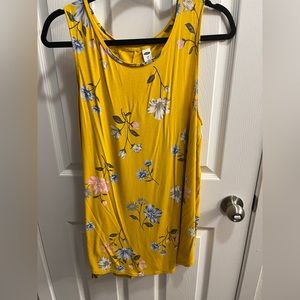 Yellow floral Old Navy Luxe XL tank top